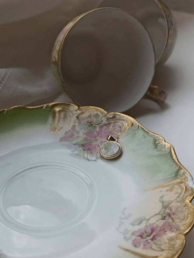 Pendentif rond - porcelaine - Laviolette Limoges - no.1
