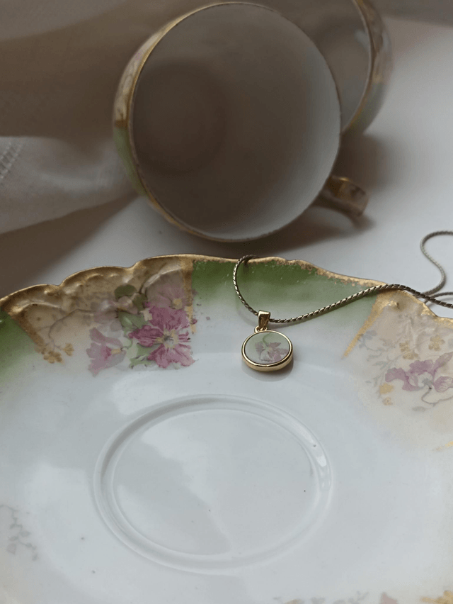 Pendentif rond - porcelaine - Laviolette Limoges - no.2