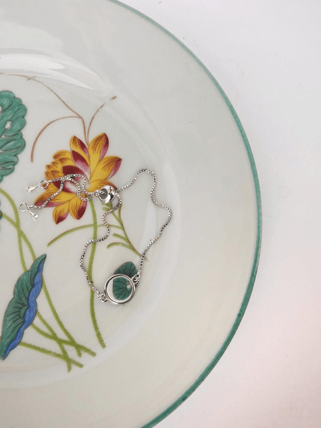 Bracelet simple - porcelaine Charles Field Haviland - modèle Lotus