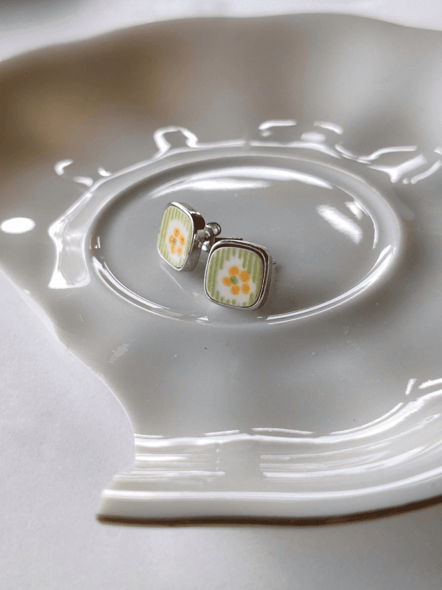 Boucles d&#039;oreilles carrées - faïence - style vintage no.3