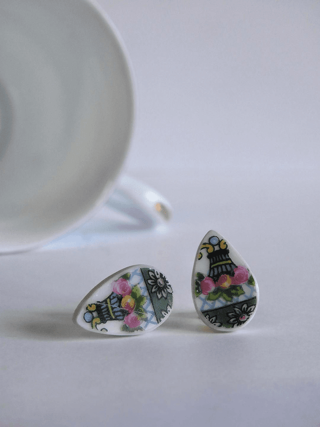 Boucles d&#039;oreilles gouttes - porcelaine de Limoges no.1